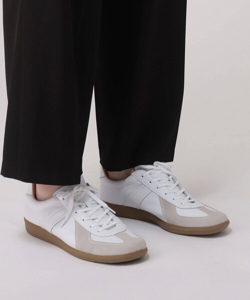 tk.TAKEO KIKUCHI（ティーケータケオキクチ）の「◆GERMAN TRAINER 別注レザースニーカー（スニーカー・メンズ・ブラック/ホワイト・50/60/70）」の9枚目の写真