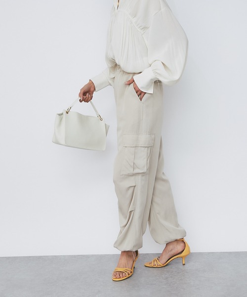 RIVE DROITE（リヴドロワ）の「パラシュートパンツ（その他パンツ・レディース・ベージュ/カーキ/ブラック・FREE）」の12枚目の写真