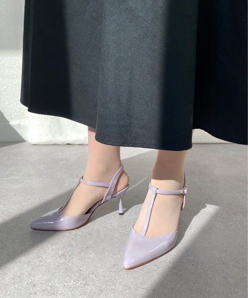 Tストラップ バックバンドパンプス (7.0cmヒール)