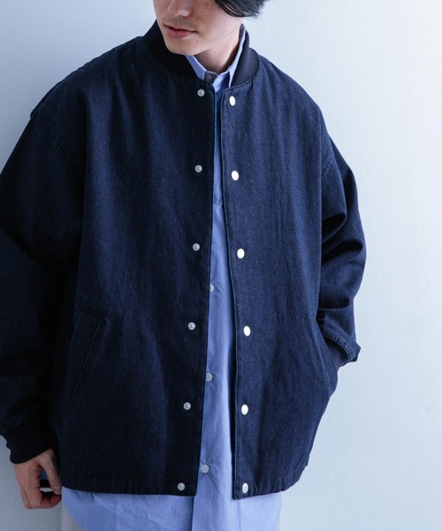 ITEMS URBANRESEARCH（アイテムズ アーバンリサーチ）の「ドットボタン デニムMA-1（ブルゾン・メンズ・アイボリー/ライトブルー/ネイビー・MEDIUM/LARGE）」の8枚目の写真