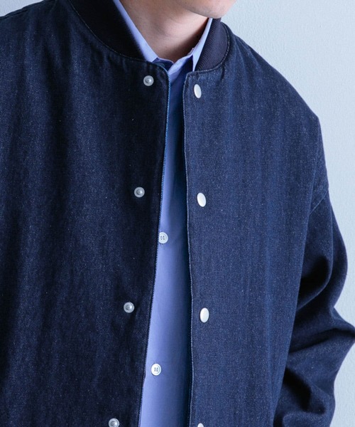 ITEMS URBANRESEARCH（アイテムズ アーバンリサーチ）の「ドットボタン デニムMA-1（ブルゾン・メンズ・アイボリー/ライトブルー/ネイビー・MEDIUM/LARGE）」の11枚目の写真