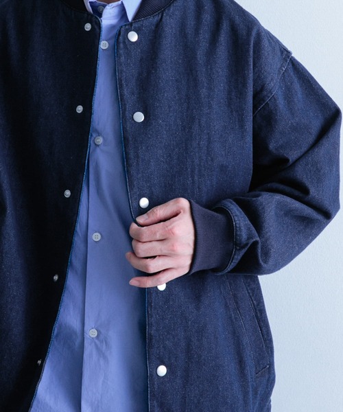 ITEMS URBANRESEARCH（アイテムズ アーバンリサーチ）の「ドットボタン デニムMA-1（ブルゾン・メンズ・アイボリー/ライトブルー/ネイビー・MEDIUM/LARGE）」の12枚目の写真