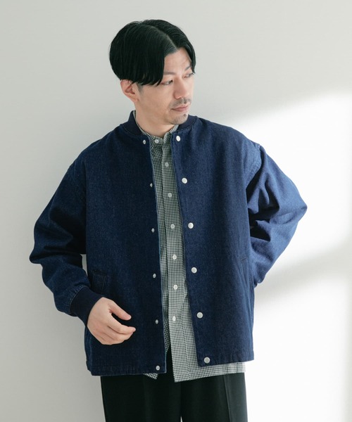 ITEMS URBANRESEARCH（アイテムズ アーバンリサーチ）の「ドットボタン デニムMA-1（ブルゾン・メンズ・アイボリー/ライトブルー/ネイビー・MEDIUM/LARGE）」の14枚目の写真