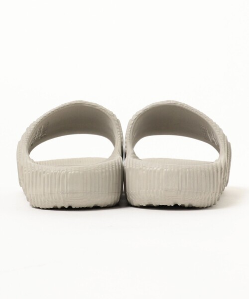 adidas（アディダス）の「adidas / ADILETTE 22 SLIDES（サンダル・メンズ・カーキ/ホワイト/オリーブ/ベージュ・28.5cm/26.5cm/25.5cm/27.5cm）」の14枚目の写真