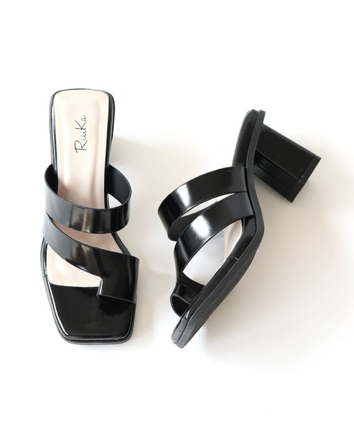 RiiiKa（リーカ）の「【RiiiKa/リーカ】サムリングヒールサンダル（サンダル・レディース・ブルー/アイボリー/ブラック・S/M/L/LL）」の8枚目の写真