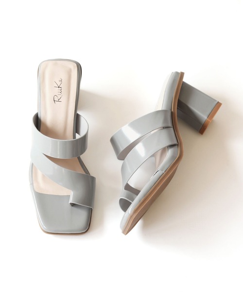 RiiiKa（リーカ）の「【RiiiKa/リーカ】サムリングヒールサンダル（サンダル・レディース・ブルー/アイボリー/ブラック・S/M/L/LL）」の22枚目の写真