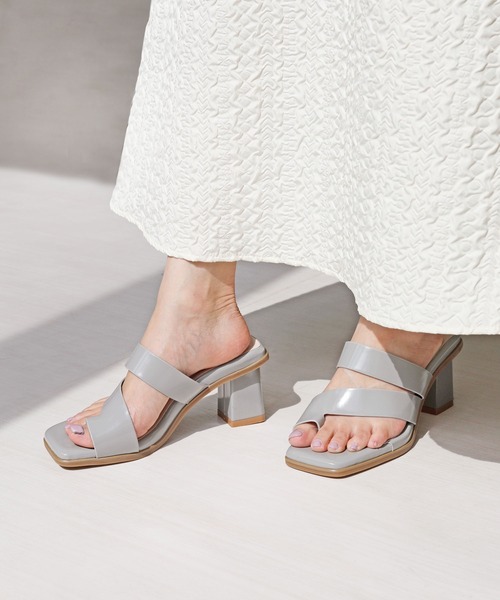 RiiiKa（リーカ）の「【RiiiKa/リーカ】サムリングヒールサンダル（サンダル・レディース・ブルー/アイボリー/ブラック・S/M/L/LL）」の21枚目の写真