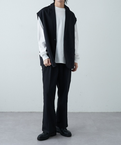 COLONY 2139（コロニートゥーワンスリーナイン）の「WEB限定サイズあり センタープレスフレアパンツ（スラックス・メンズ・サックスブルー/アイボリー/ブラック/グリーン・LARGE/MEDIUM/X-LARGE）」の11枚目の写真