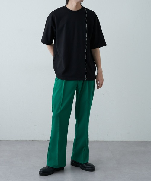 COLONY 2139（コロニートゥーワンスリーナイン）の「WEB限定サイズあり センタープレスフレアパンツ（スラックス・メンズ・サックスブルー/アイボリー/ブラック/グリーン・LARGE/MEDIUM/X-LARGE）」の20枚目の写真