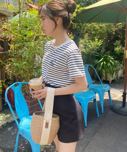 one after another NICE CLAUP（ワンアフターアナザーナイスクラップ）の「ワンポイントロゴ刺繍T【ZOZO限定商品】（Tシャツ/カットソー・レディース・ブラック系その他/オートミール/ホワイト系その他/オフホワイト・FREE）」の12枚目の写真