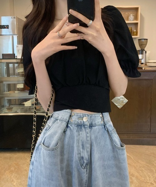 DIAVEL(ディアベル)の「【五色展開 】ボリュームスリーブバックリボンショート丈2WAY半袖トップス/短丈ブラウス(シャツ/ブラウス・レディース・サックスブルー/アイボリー/ブラック/ホワイト/ピンク・M)」の17枚目の写真