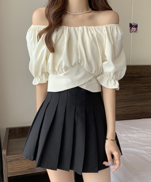 DIAVEL(ディアベル)の「【五色展開 】ボリュームスリーブバックリボンショート丈2WAY半袖トップス/短丈ブラウス(シャツ/ブラウス・レディース・サックスブルー/アイボリー/ブラック/ホワイト/ピンク・M)」の11枚目の写真