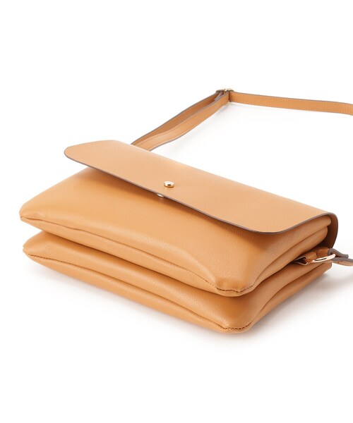 SHOO・LA・RUE（シューラルー）の「◆【軽量】ふわっと軽いフラップショルダーバッグ（ショルダーバッグ・レディース・ライトグレー/ブラック/イエロー・00）」の11枚目の写真