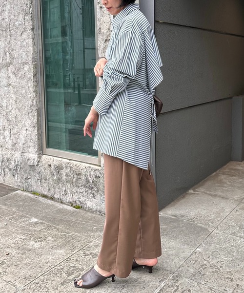 COLLAGE GALLARDAGALANTE（コラージュガリャルダガランテ）の「【OT】バックオープンシャツ（シャツ/ブラウス・レディース・サックスブルー/グリーン/ホワイト・FREE）」の15枚目の写真