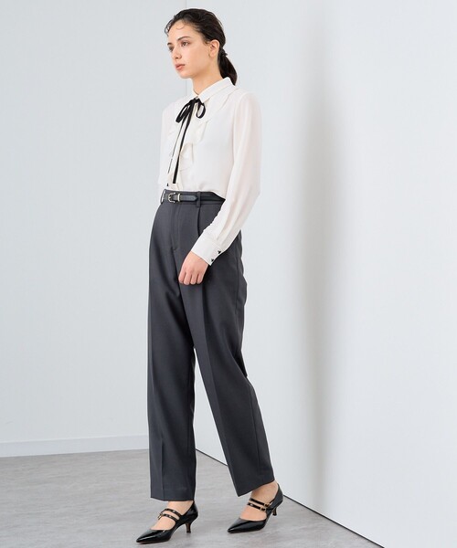 ANAYI（アナイ）の「ウールツイルストレッチストレートパンツ（スラックス・レディース・チャコールグレー/ピンク/キャメル・38/36）」の14枚目の写真