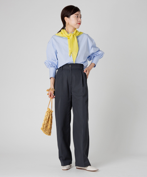 VERMEIL par iena(ヴェルメイユパーイエナ)の「チノライクタックワイドパンツ(チノパンツ・レディース・ベージュ/ネイビー・36/38/40)」の7枚目の写真