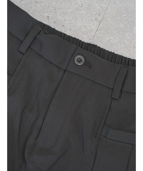 Shoowtime(ショウタイム)の「ルーズフィットワイドドレープフレアパンツ(スラックス・メンズ・ブラック/ホワイト・X-LARGE/LARGE/MEDIUM)」の7枚目の写真