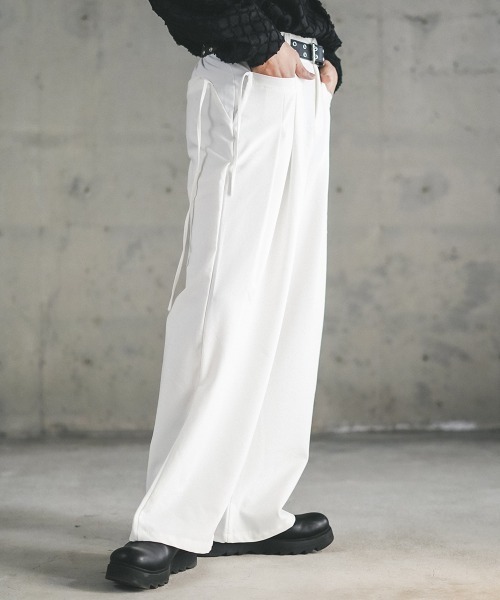 Shoowtime(ショウタイム)の「ルーズフィットワイドドレープフレアパンツ(スラックス・メンズ・ブラック/ホワイト・X-LARGE/LARGE/MEDIUM)」の13枚目の写真