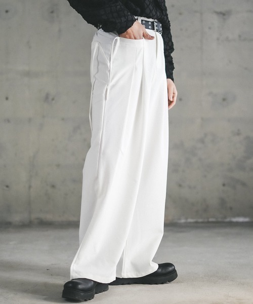 Shoowtime(ショウタイム)の「ルーズフィットワイドドレープフレアパンツ(スラックス・メンズ・ブラック/ホワイト・X-LARGE/LARGE/MEDIUM)」の19枚目の写真