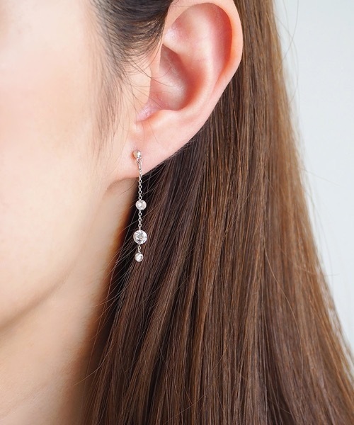 itam（アイタム）の「【itam】アイタム/ キュービックジルコニアノンホールピアス/ 金属アレルギー対応（イヤリング・レディース・ゴールド/ピンクゴールド/シルバー・FREE）」の4枚目の写真