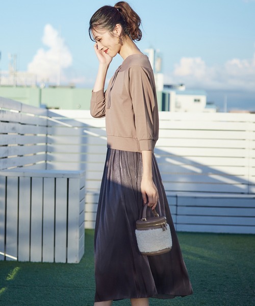 12Twelve Agenda(トゥエルブ アジェンダ)の「フード風7分袖プルオーバー(Tシャツ/カットソー・レディース・ブラウン/ブラック/グレー・M)」の13枚目の写真