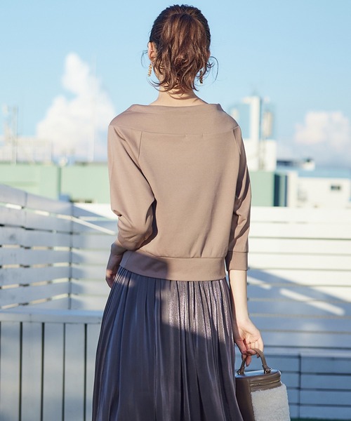 12Twelve Agenda(トゥエルブ アジェンダ)の「フード風7分袖プルオーバー(Tシャツ/カットソー・レディース・ブラウン/ブラック/グレー・M)」の15枚目の写真