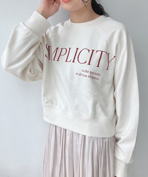 AS KNOW AS plus（アズノゥアズプラス）の「☆前後着用可能 2WAYラグランスウェットプルオーバー（スウェット・レディース・杢グレー/ネイビー/キナリ・FREE）」の4枚目の写真