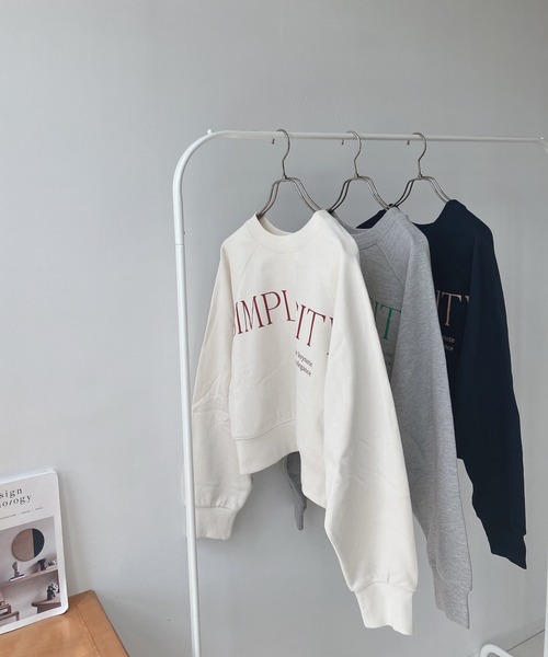 AS KNOW AS plus（アズノゥアズプラス）の「☆前後着用可能 2WAYラグランスウェットプルオーバー（スウェット・レディース・杢グレー/ネイビー/キナリ・FREE）」の17枚目の写真