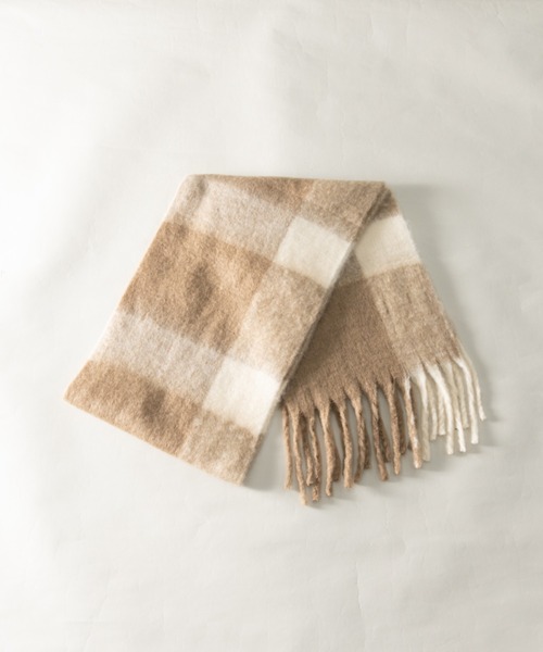 NYLAUS（ナイラス）の「Mohair Like Big Check Fringe Volume Scarf / モヘアライク ビッグチェック フリンジ ボリュームマフラー（マフラー・メンズ・グレー系/ブラウン系・FREE）」の20枚目の写真