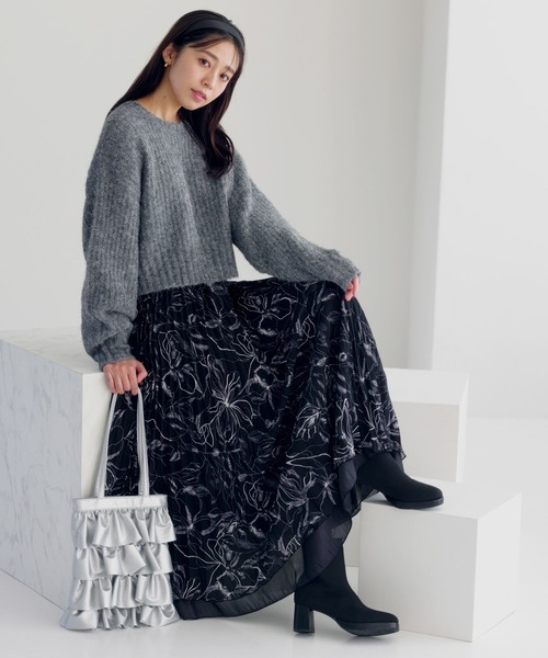 mysty woman（ミスティウーマン）の「ラウンドネックショートプルオーバー　989417（ニット/セーター・レディース・ライトグレー/チャコールグレー/ブルー/ピンク・FREE）」の9枚目の写真