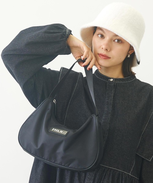 MILKFED.(ミルクフェド)の「LOGO PLATE HANDBAG(ハンドバッグ・レディース・オリーブ/ライトブルー/ブラック・ONE SIZE)」の2枚目の写真