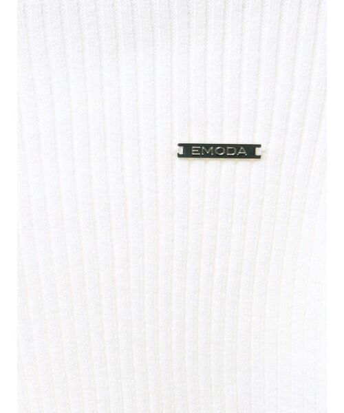 EMODA(エモダ)の「ハイネッククロップニット(ニット/セーター・レディース・ブラック/ブルー/ピンク/ホワイト/その他・FREE)」の16枚目の写真