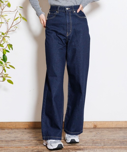 mili an deni(ミリアンデニ)の「ハイウェストセミワイドパンツ(デニムパンツ・レディース・インディゴブルー/ブルー/サックスブルー・M)」の3枚目の写真