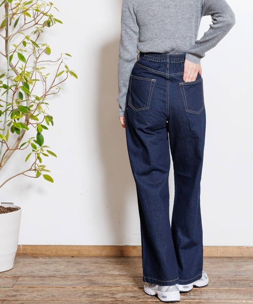 mili an deni(ミリアンデニ)の「ハイウェストセミワイドパンツ(デニムパンツ・レディース・インディゴブルー/ブルー/サックスブルー・M)」の4枚目の写真