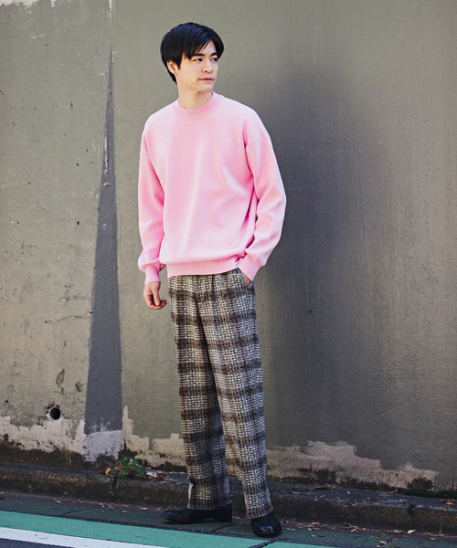 EDIFICE（エディフィス）の「コットン/カシミヤ スムースニット モックネック（ニット/セーター・メンズ・ピンク/ブルー系その他/ライトグレー/ブラック/ブラウン・MEDIUM/LARGE/SMALL）」の20枚目の写真