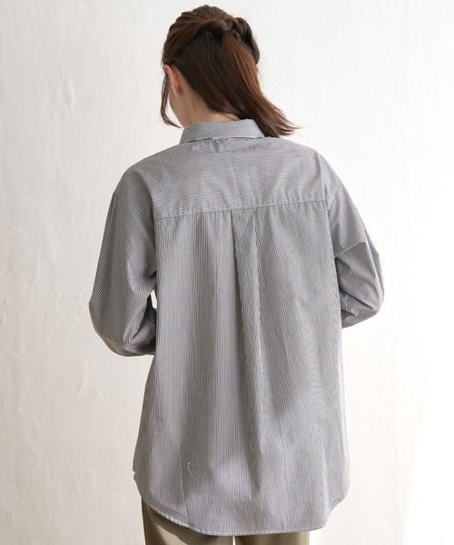 ikka(イッカ)の「ストライプ長袖シャツ(シャツ/ブラウス・レディース・グレー/ブルー/ベージュ・S/M/L)」の6枚目の写真