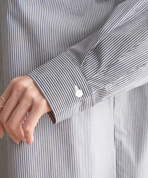 ikka(イッカ)の「ストライプ長袖シャツ(シャツ/ブラウス・レディース・グレー/ブルー/ベージュ・S/M/L)」の10枚目の写真