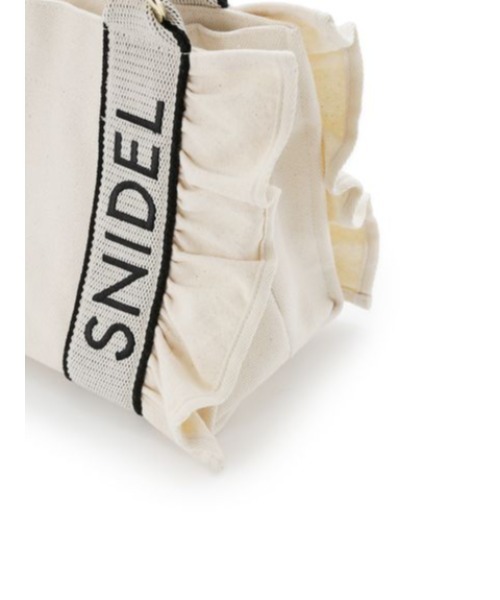 SNIDEL（スナイデル）の「フリルロゴバンブーバッグ（ハンドバッグ・レディース・ブラック/ベージュ/アイボリー・FREE）」の9枚目の写真