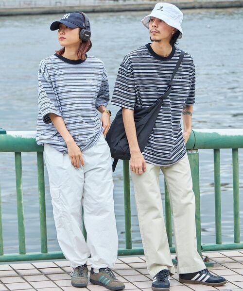 FFEIN(フェイン)の「*新色追加【FFEIN(フェイン)】 ロゴ刺繍マルチボーダー半袖Tシャツ / リンガー 配色 マルチボーダー 刺繍 ブランドロゴ(Tシャツ/カットソー・メンズ・ネイビー/ブラック/グレー/ブラウン/ホワイト・LARGE/SMALL/MEDIUM/X-SMALL)」の8枚目の写真