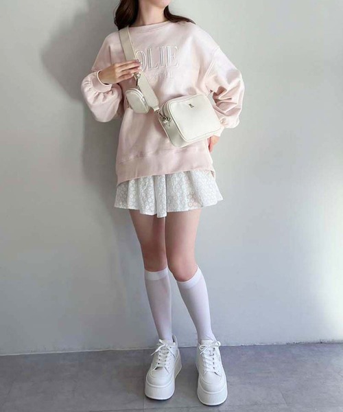one after another NICE CLAUP(ワンアフターアナザーナイスクラップ)の「コットンボリュームミニスカート(スカート・レディース・ホワイト系その他/オフホワイト/ブラック・FREE)」の18枚目の写真
