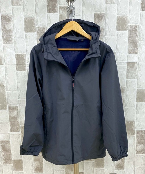 TopIsm(トップイズム)の「オールウェザー 撥水加工 無地 マウンテンパーカー(マウンテンパーカー・メンズ・ブラック/ベージュ/チャコールグレー・M/L/LL)」の2枚目の写真