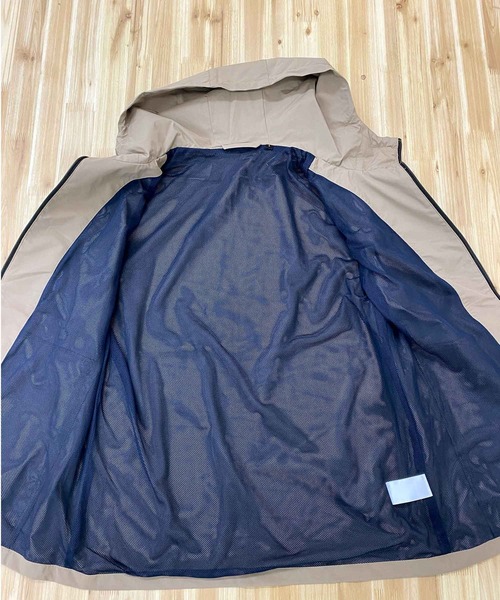 TopIsm(トップイズム)の「オールウェザー 撥水加工 無地 マウンテンパーカー(マウンテンパーカー・メンズ・ブラック/ベージュ/チャコールグレー・M/L/LL)」の12枚目の写真
