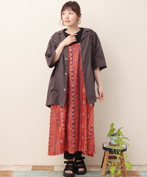 チチカカ(チチカカ)の「エスパンディキカプリントキャミソールワンピース(ワンピース・レディース・グリーン/ブルー/レッド・FREE)」の7枚目の写真