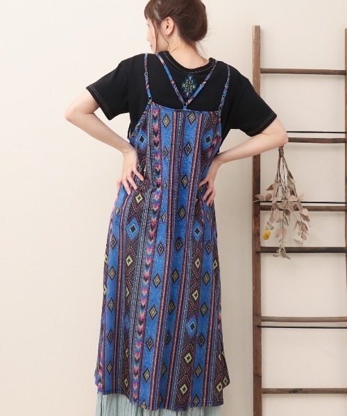 チチカカ(チチカカ)の「エスパンディキカプリントキャミソールワンピース(ワンピース・レディース・グリーン/ブルー/レッド・FREE)」の6枚目の写真