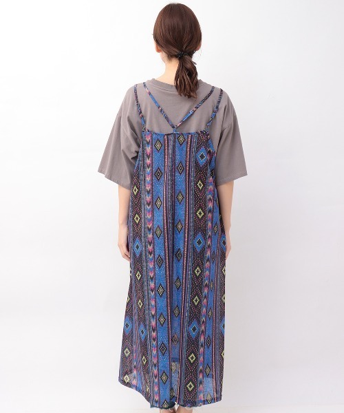 チチカカ(チチカカ)の「エスパンディキカプリントキャミソールワンピース(ワンピース・レディース・グリーン/ブルー/レッド・FREE)」の17枚目の写真