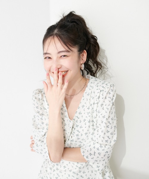 natural couture(ナチュラルクチュール)の「WEB限定 / レトロ小花ワンピース(ワンピース・レディース・その他4/その他1/その他2/その他3・MEDIUM/LARGE)」の10枚目の写真