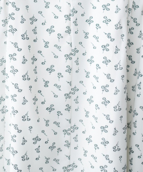 natural couture(ナチュラルクチュール)の「WEB限定 / レトロ小花ワンピース(ワンピース・レディース・その他4/その他1/その他2/その他3・MEDIUM/LARGE)」の16枚目の写真