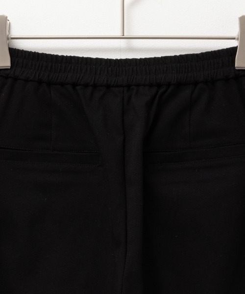 HusHusH（ハッシュアッシュ）の「HusHush ハッシュアッシュ らく美パンストレートパンツ（その他パンツ・レディース・ブラック/イエロー系その他/グレイッシュベージュ・S/M/L）」の19枚目の写真