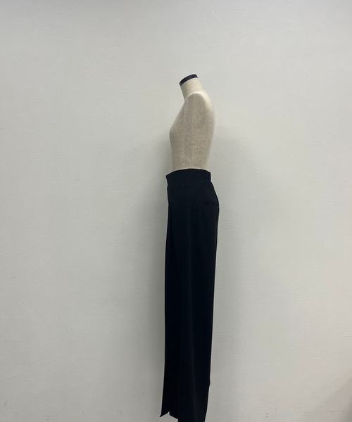 PAGEBOY（ページボーイ）の「タックスラックス（スラックス・レディース・チャコールグレー/グレー/ブラック・MEDIUM/SMALL）」の4枚目の写真