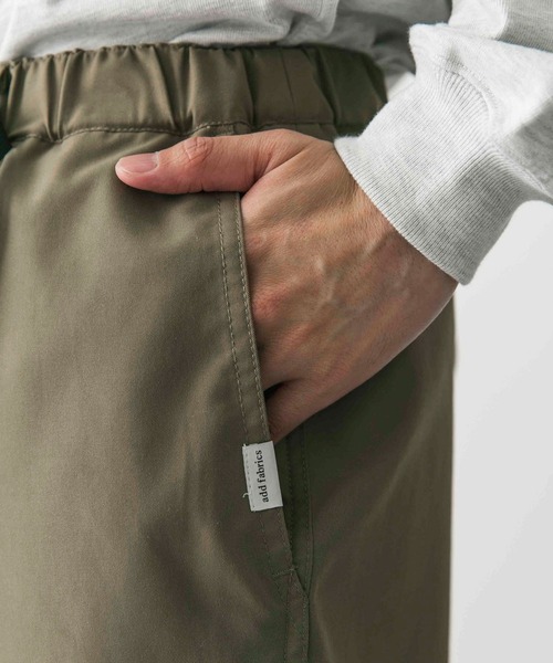 URBAN RESEARCH DOORS(アーバンリサーチドアーズ)の「『撥水』『接触冷感』add fabrics イージーショーツ(その他パンツ・メンズ・チャコールグレー/カーキ・MEDIUM/LARGE)」の16枚目の写真